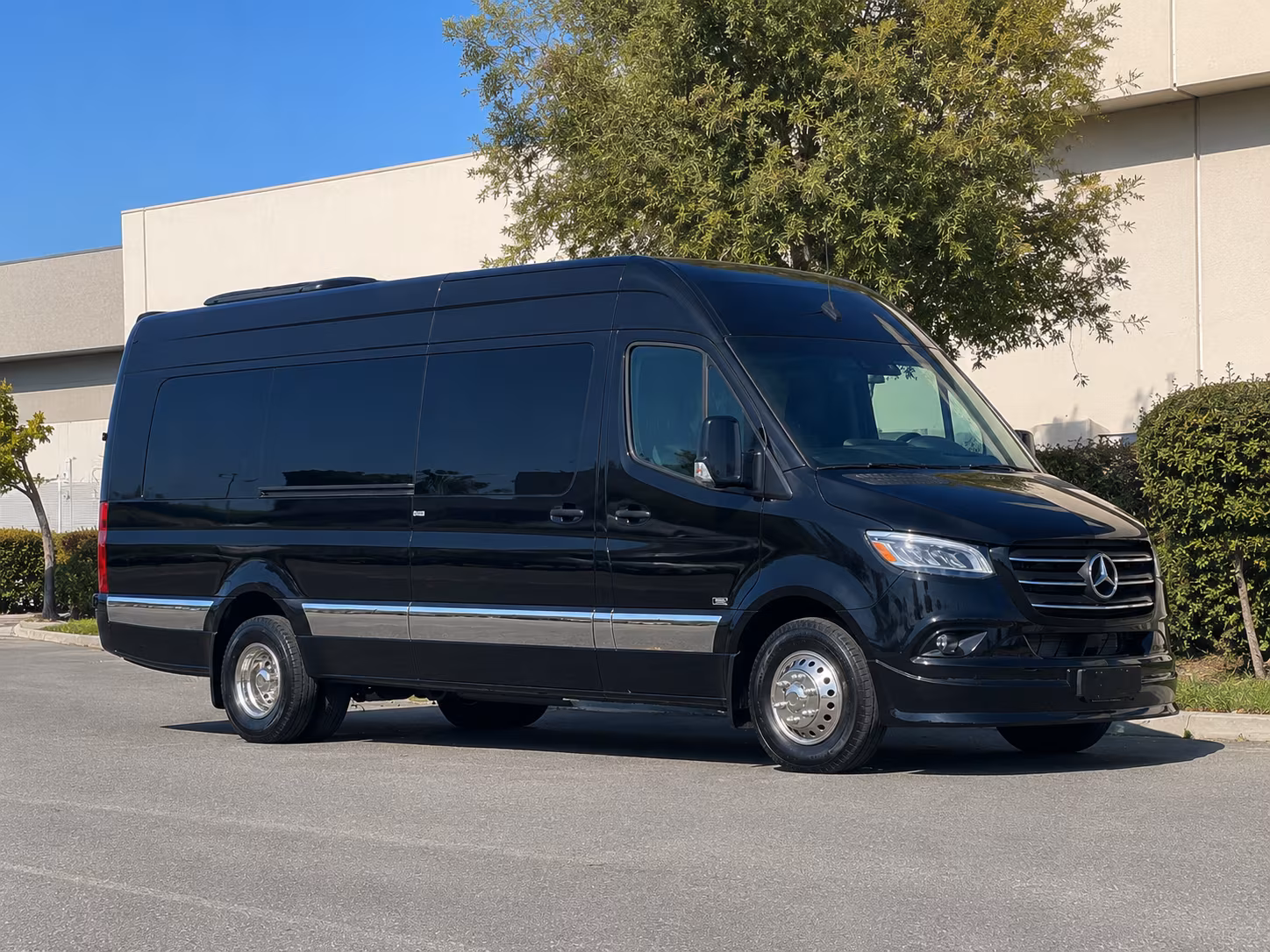 book the perfect ride for your next concert or music festival 3