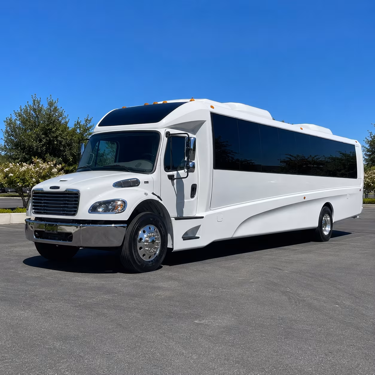 garden grove 18 passenger minibus
