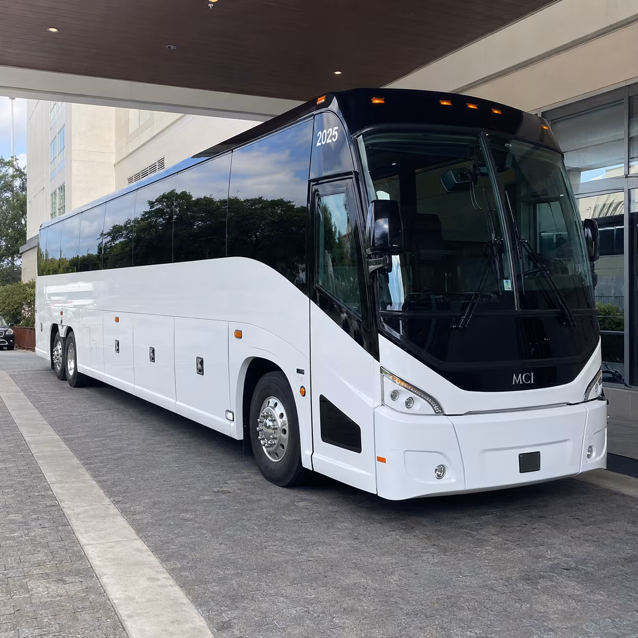 garden grove 54 passenger charter bus